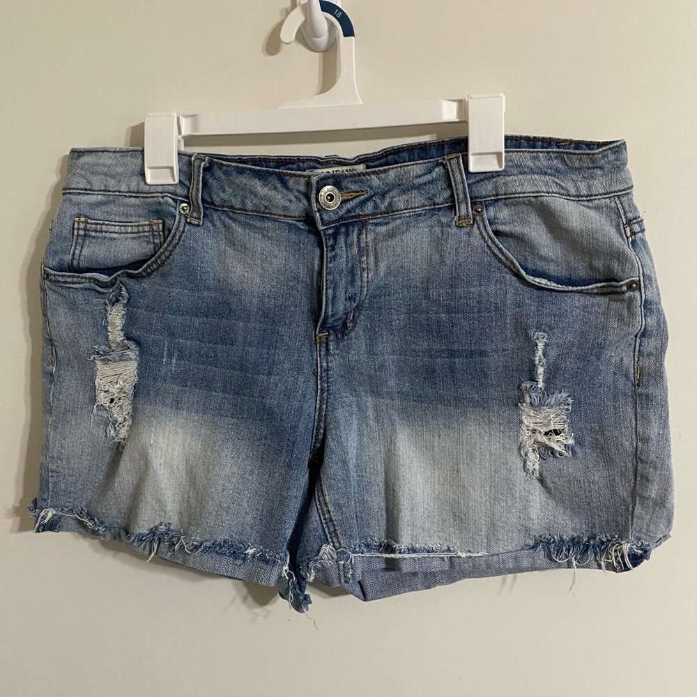ZCO Jean Shorts SIZE 18